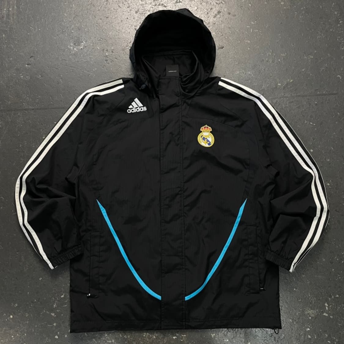100 아디다스 레알마드리드 바람막이 상품이미지1