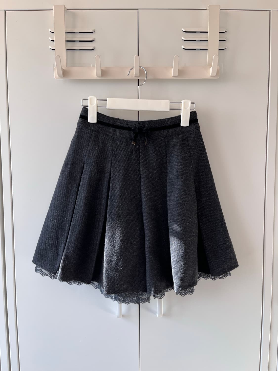 Axes Femme 레이스 울 리본 플리츠 반바지 상품이미지6