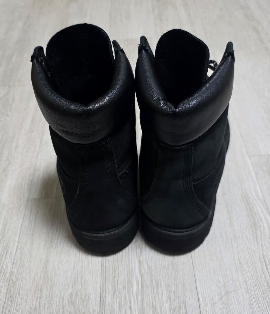 팀버랜드 블랙 6인치 프리미엄 누벅부츠(270~275) 상품이미지3