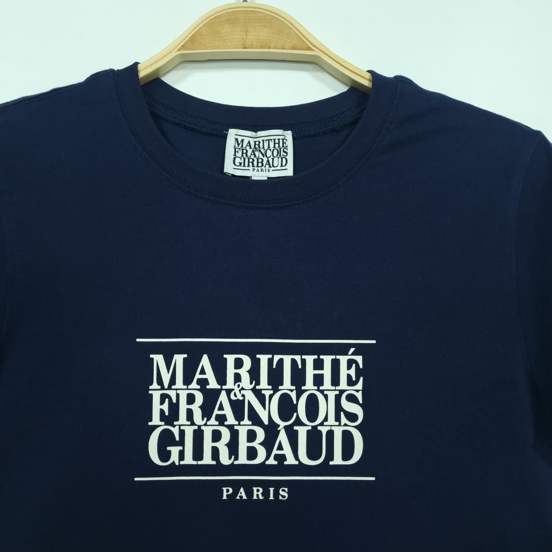 마리떼 프랑소와 저버 네이비 크롭 티셔츠 상품이미지2