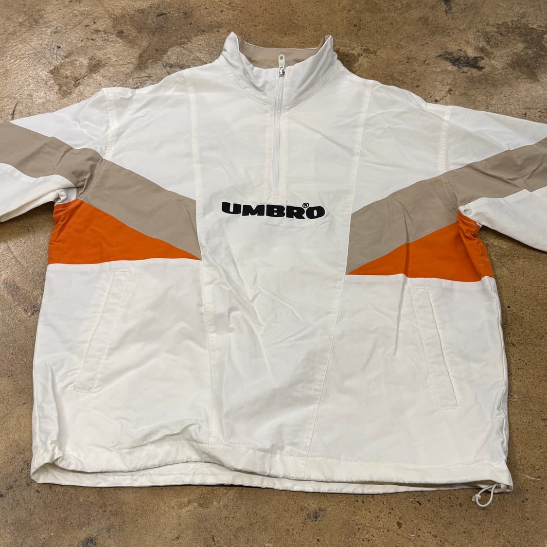 [정품/95] 엄브로 화이트 컬러 블록 하프집업 b18 상품이미지3