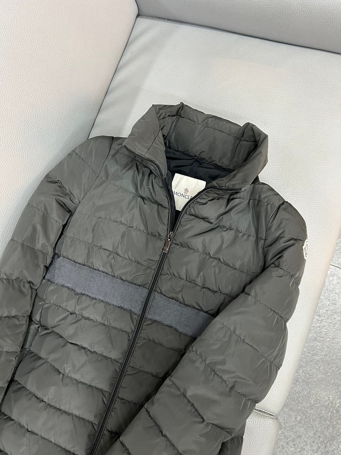 몽클레어 몽클레르 여성 구스 롱패딩(0/44~마른55) 상품이미지4