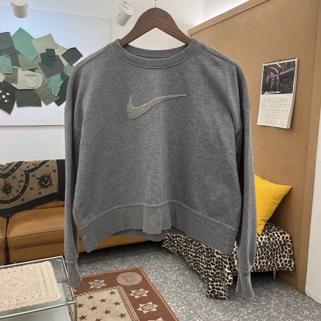 나이키 캐주얼 스트릿 부클로고 크롭 맨투맨 L C10098 상품이미지3