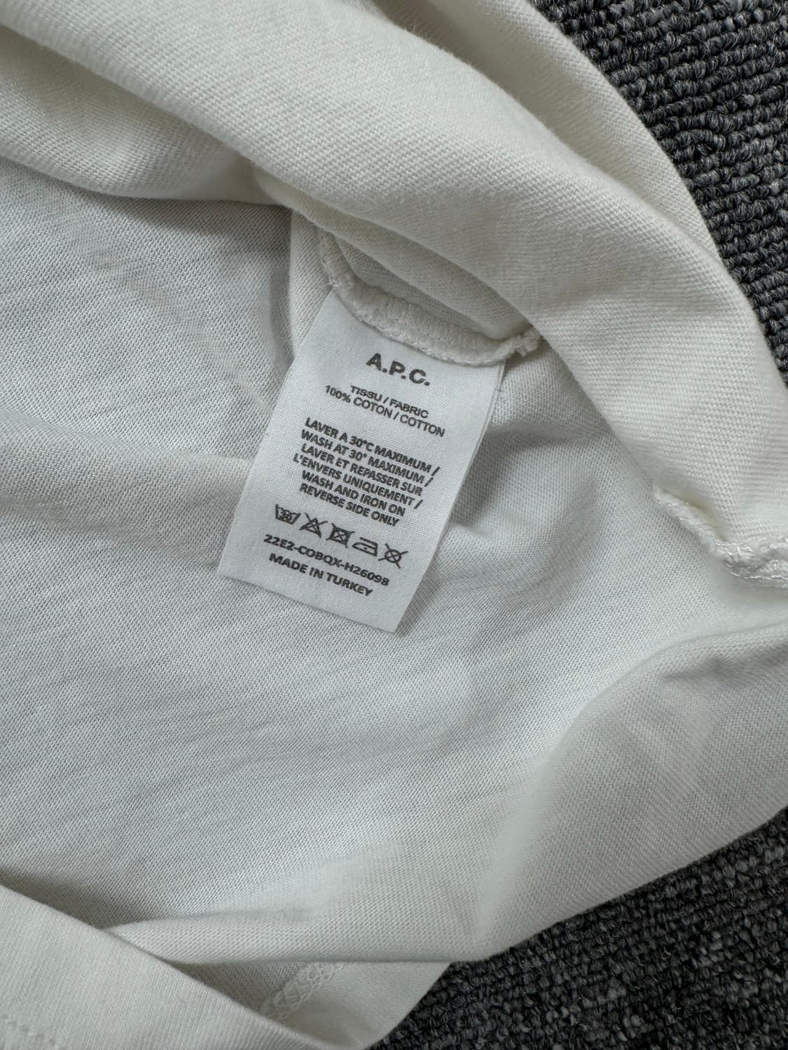 XXL 아페쎄 A.P.C 그린로고 티셔츠 상품이미지3
