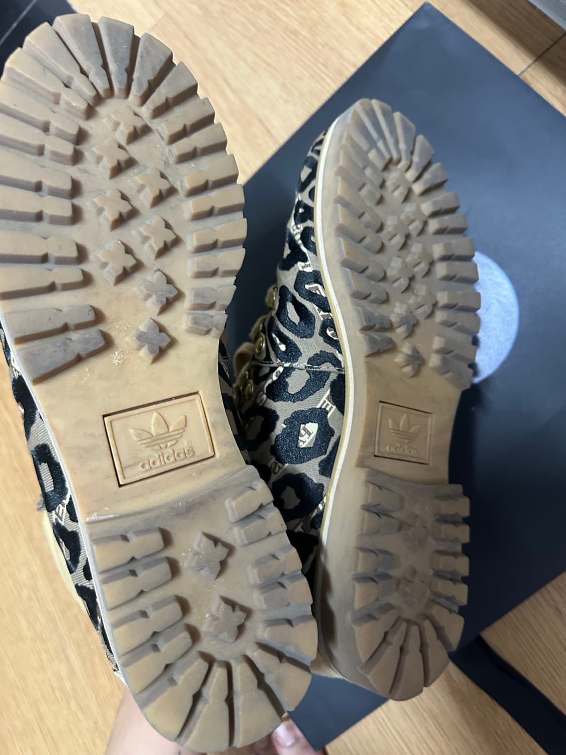 재레미스캇 X 아디다스 275 상품이미지4