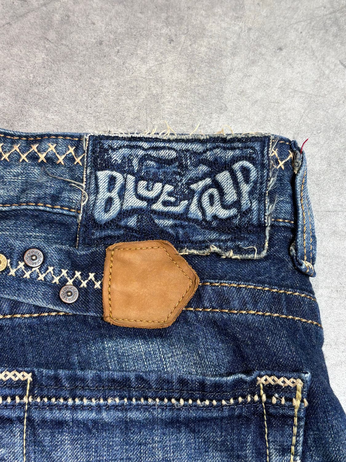 에드윈 블루트립 빈티지 스티치 백버클 워싱 데님 팬츠 바지 상품이미지10