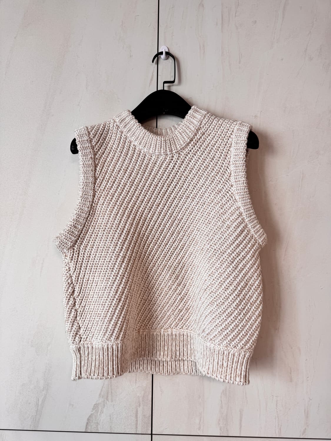 새상품 영국 브랜드DAGMAR 다그마 니트 조끼 XS 아이보리 상품이미지5