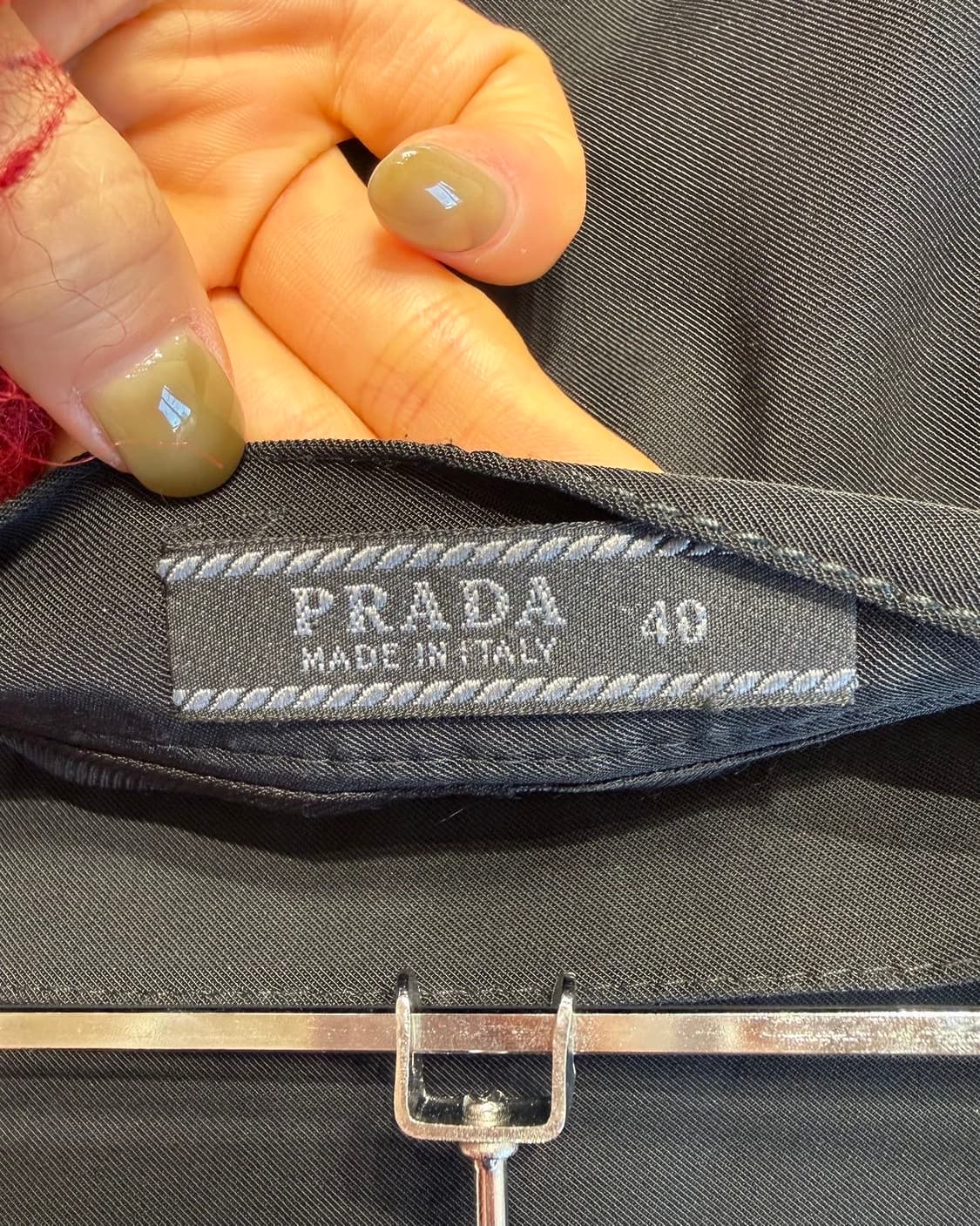 프라다 블랙 폴리에스테르 미디스커트 상품이미지8