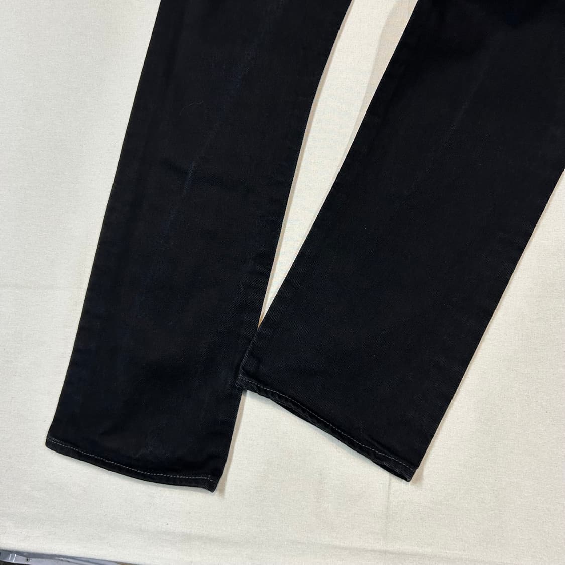 32inch) 리바이스 501 버튼플라이 흑청 블랙 데님 청바지 상품이미지4