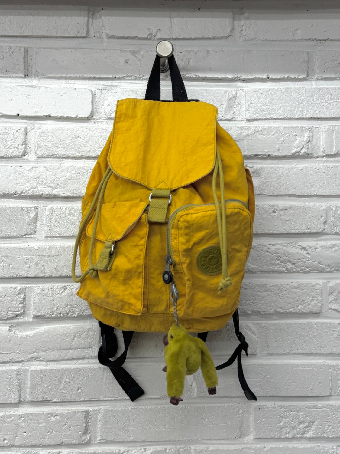 키플링 옐로우 백팩 상품이미지2