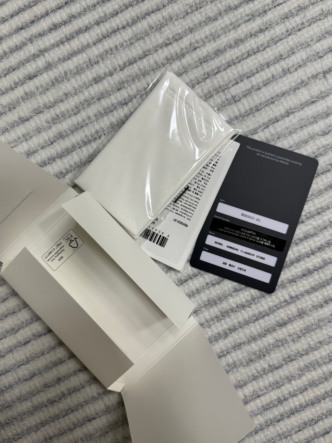 젠틀몬스터 로코코01 블랙 상품이미지3