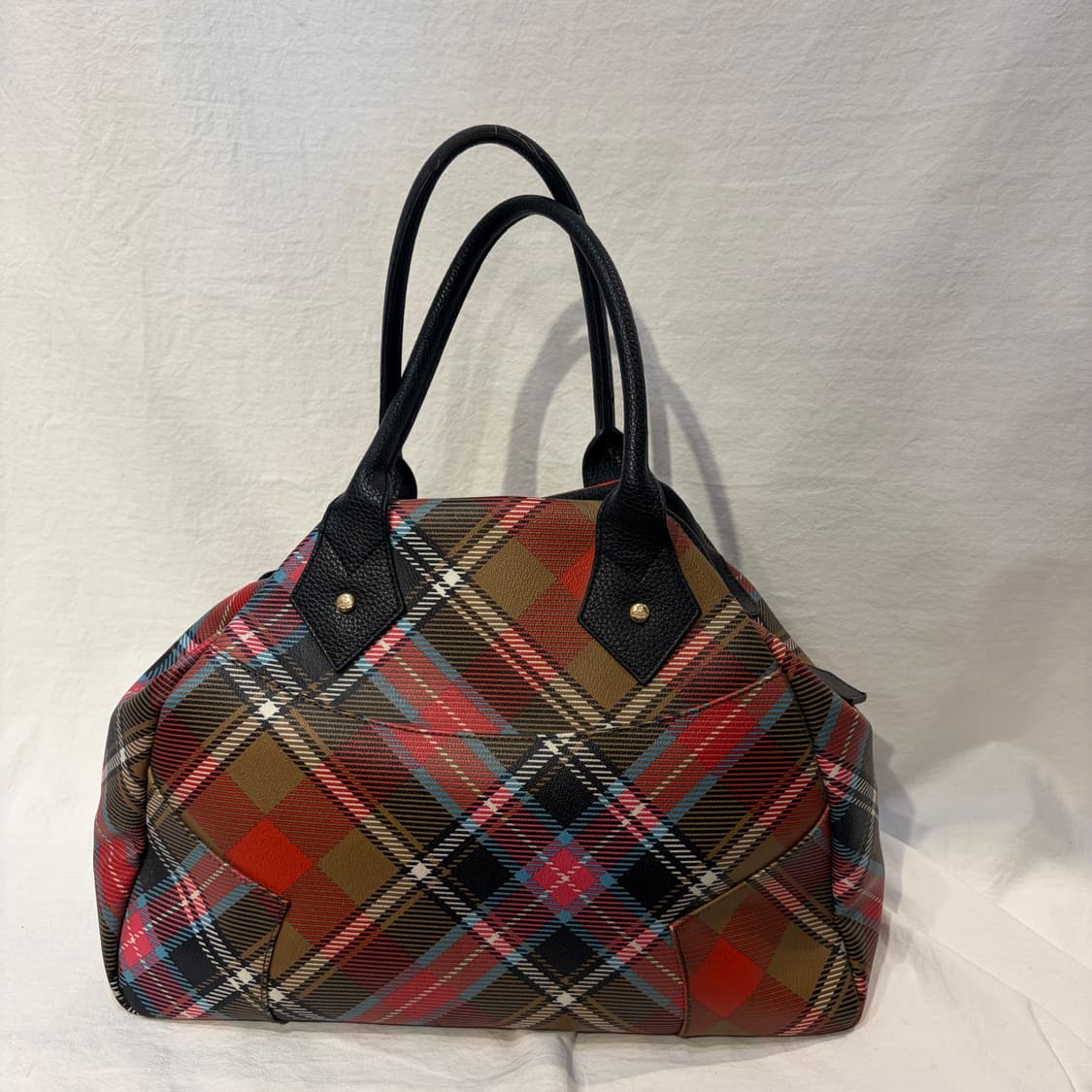 비비안웨스트우드 체크 토트백 가방  상품이미지5