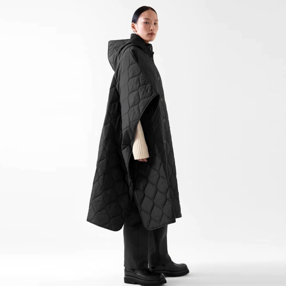 COS 오버사이즈 퀼티드 케이프 프리사이즈 새상품 상품이미지4