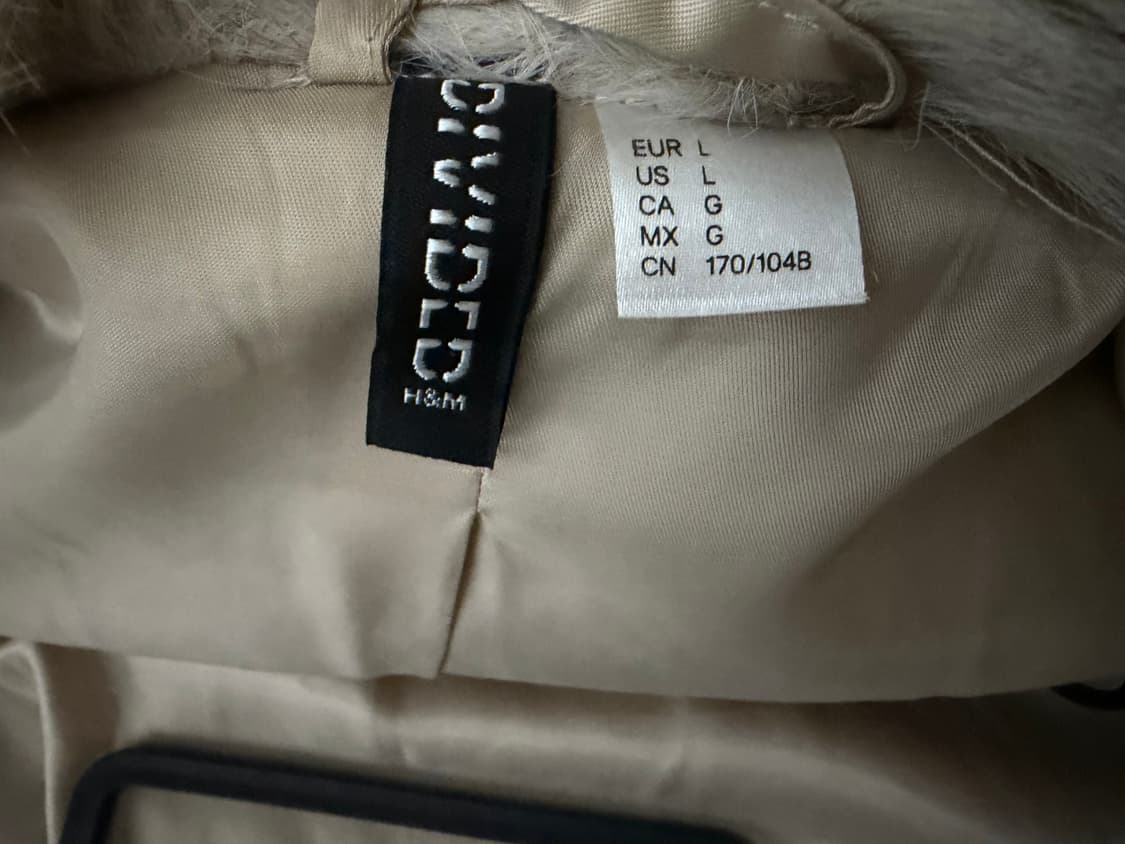 H&M 크롭 퍼자켓 상품이미지2