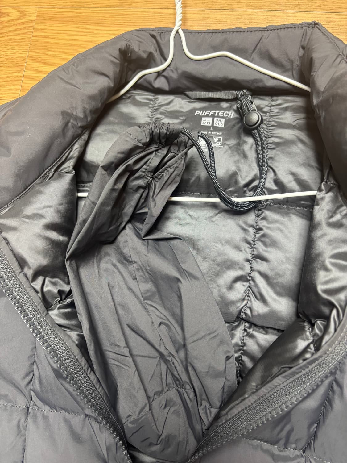 유니클로 퍼프테크 베스트 패딩조끼 L 다크그레이 상품이미지2