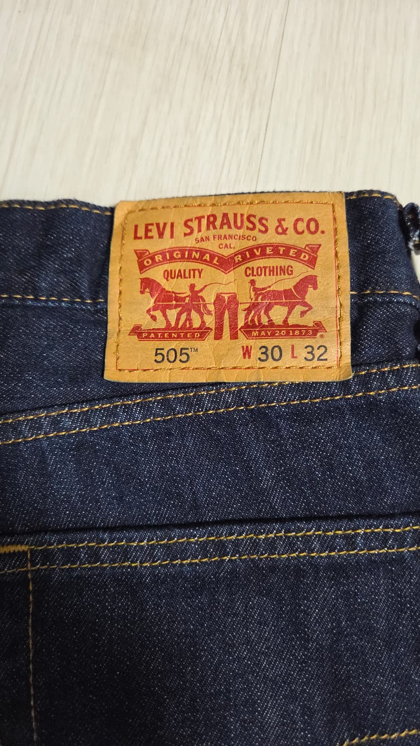 (착샷) 리바이스 505 30x32  상품이미지4