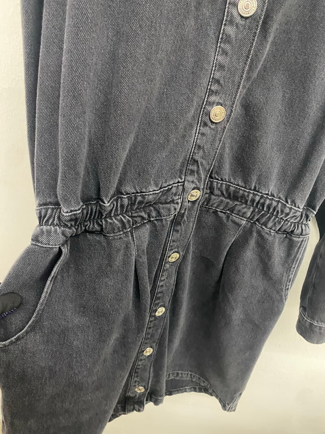 [택달린새제품] 망고MNG 데님 셔츠 원피스 블랙 M 상품이미지5