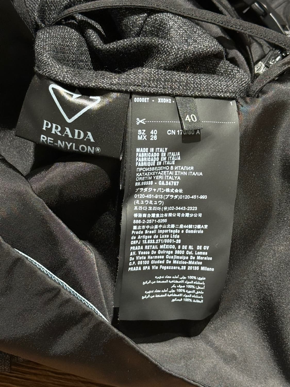 프라다 블랙 리나일론 울 플리츠 버클 드레스 상품이미지8