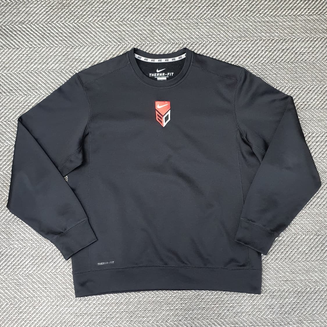 나이키 써마핏 맨투맨 남자105 상품이미지1