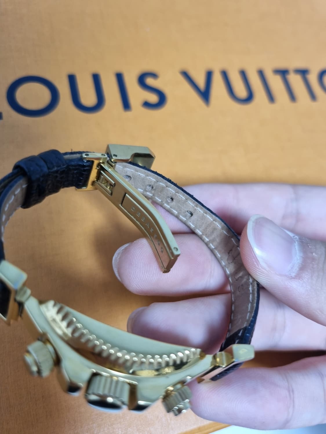 드바스크 금장 가죽 팔찌 상품이미지2