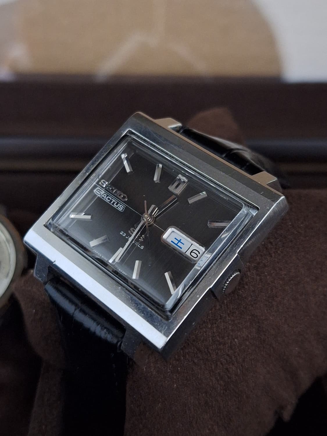 세이코 70s 빈티지 탱크프레임 오토매틱 시계 판매합니다 상품이미지1