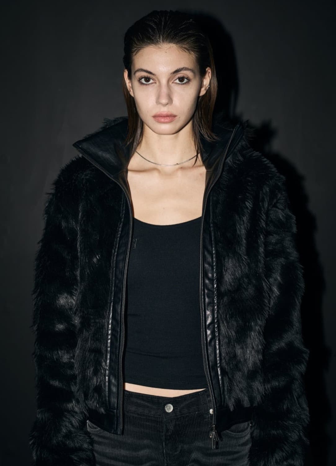 보헤미안서울 하이넥 투웨이 퍼 자켓 블랙 상품이미지2