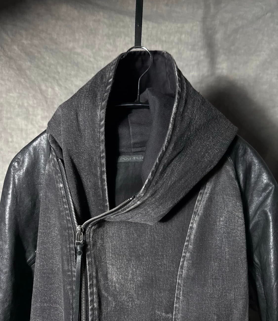 KMrii 암레더 비대칭 후드자켓 상품이미지4