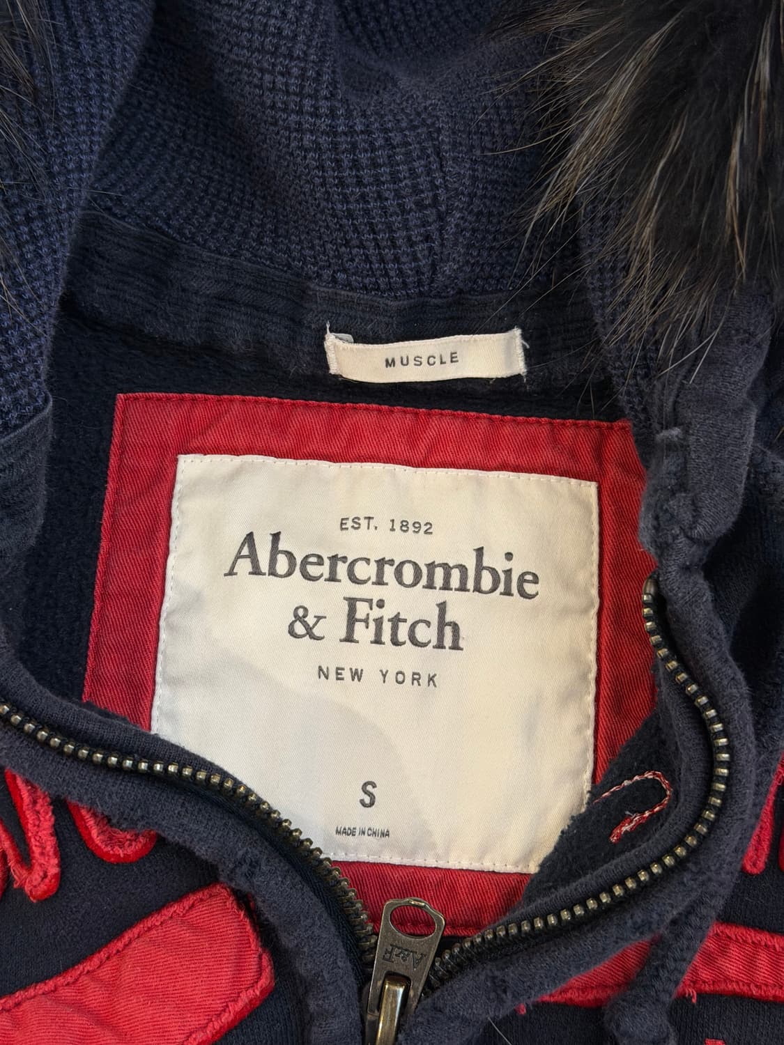 아베크롬비 대장급 울프죠 퍼 후드집업 네이비 상품이미지4