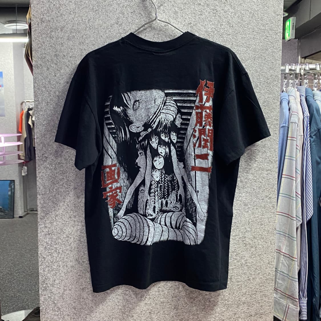 토미에 이토준지 애니메이션 반팔티 B4247 상품이미지4