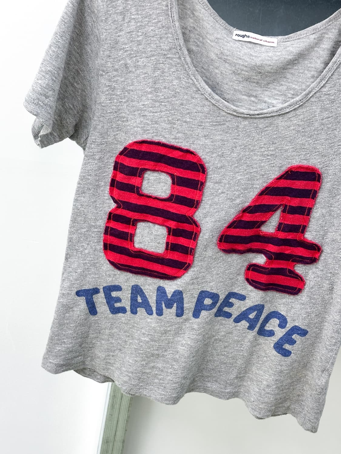 84 gray u neck t shirt 상품이미지4