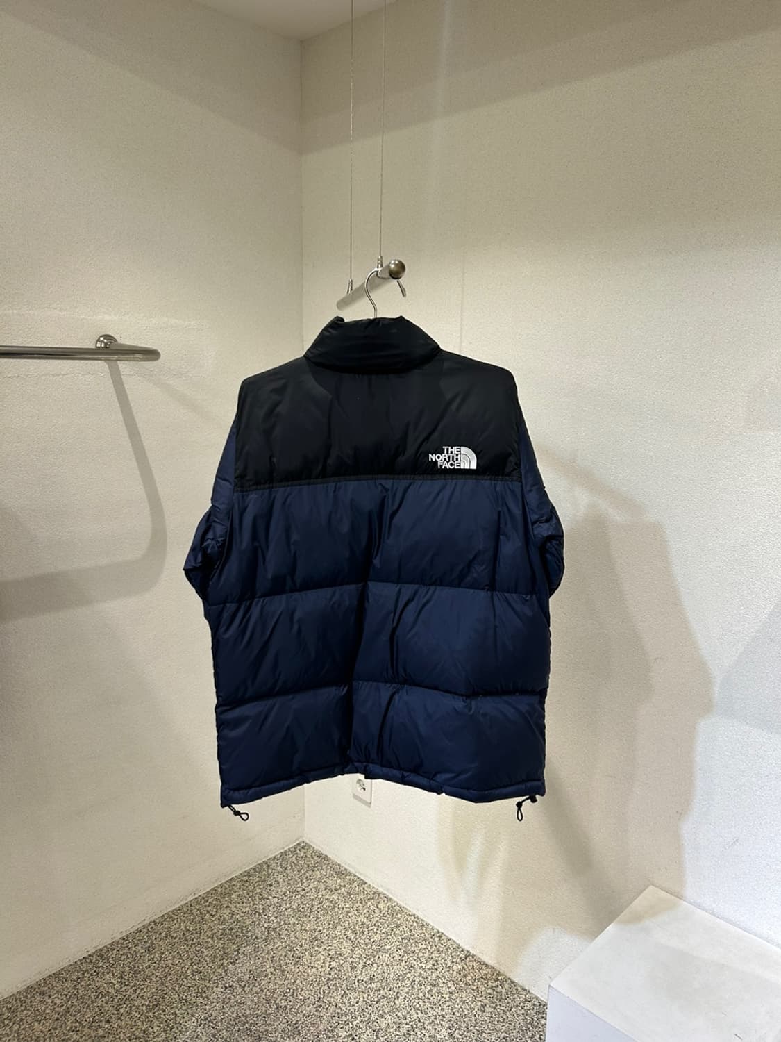 노스페이스 700 눕시 패딩 상품이미지2