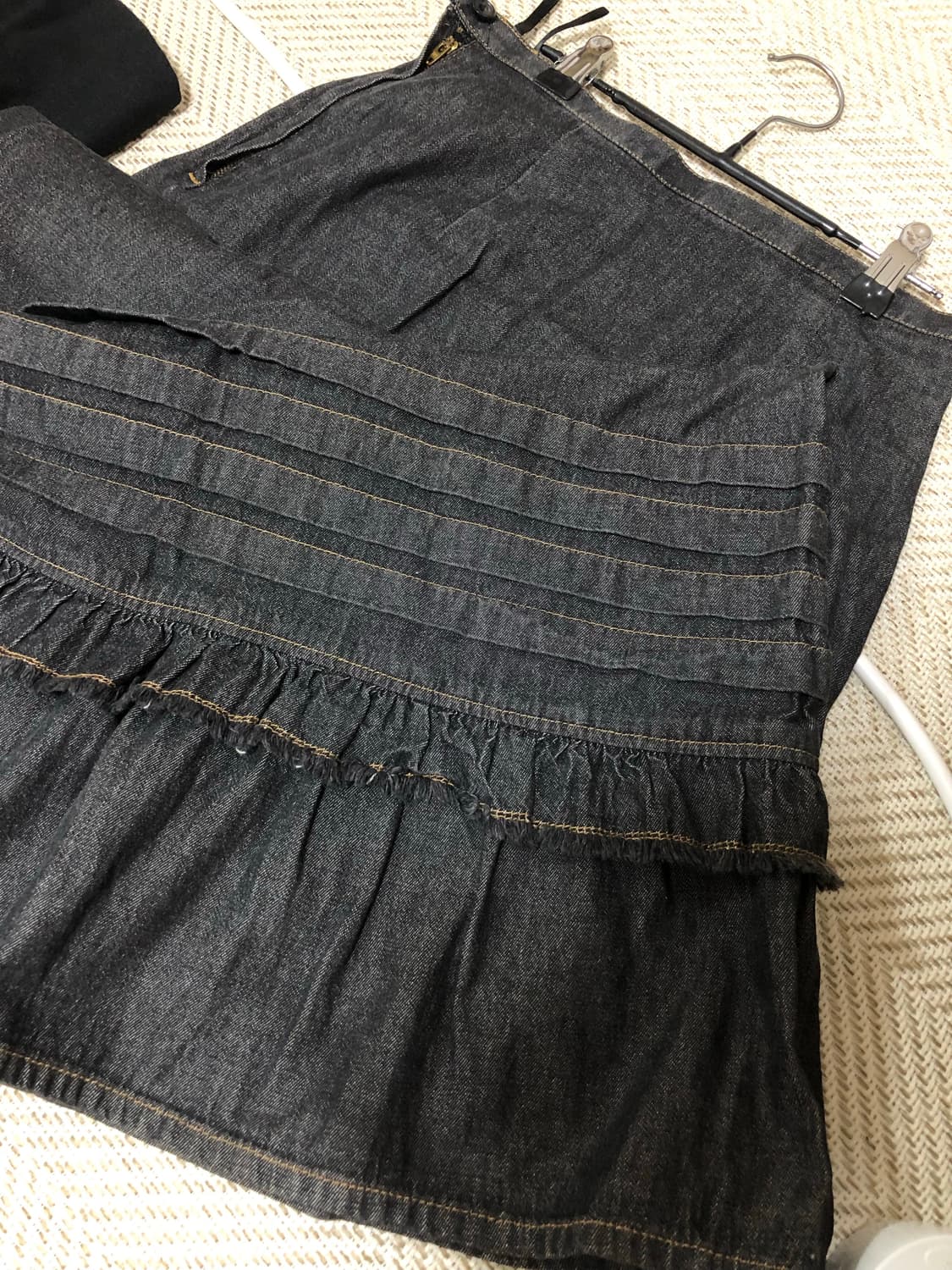 프릴 맥시 데님 롱스커트 상품이미지2