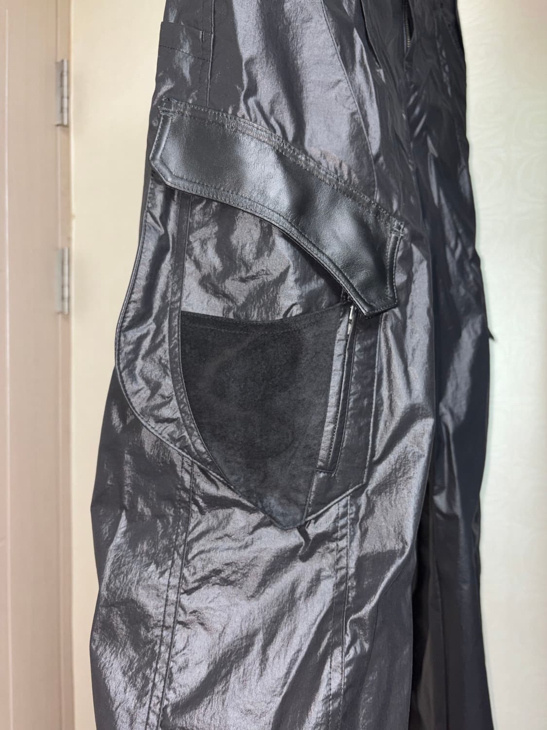 (S) 엑슬림 ep.7 04 트라우져 글로시 블랙 상품이미지4