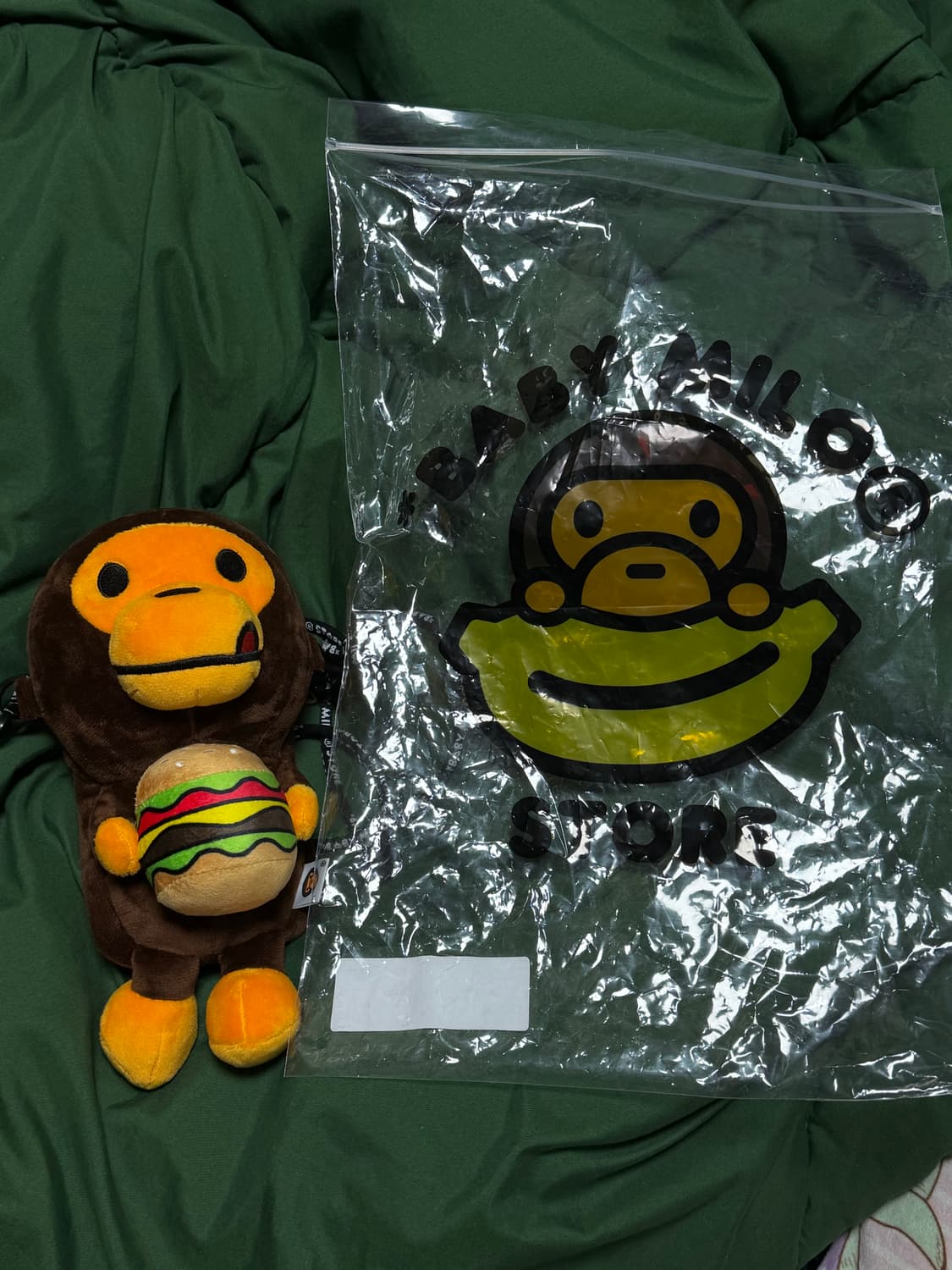 베이프 마일로 햄버거 가방 상품이미지1