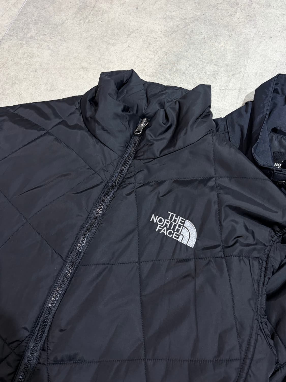 노스페이스 하이벤트 투웨이 패딩 자켓 상품이미지5