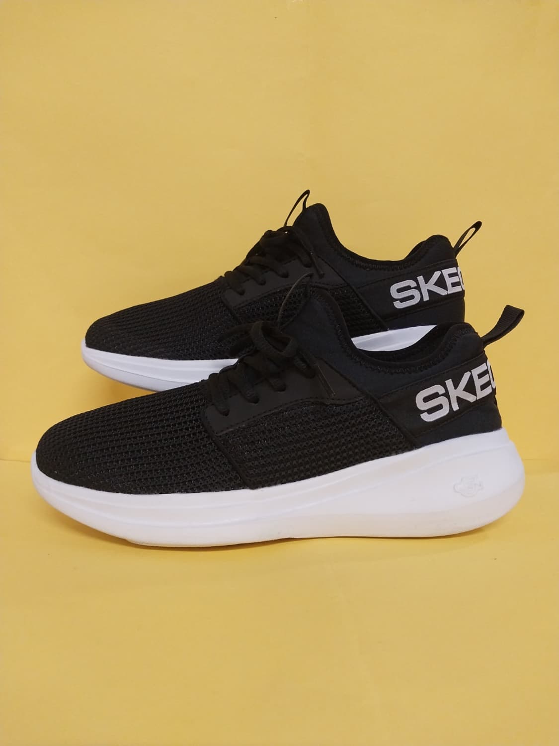 남성 스케쳐스 고런 패스트 런닝화, 운동화 (250) 상품이미지1