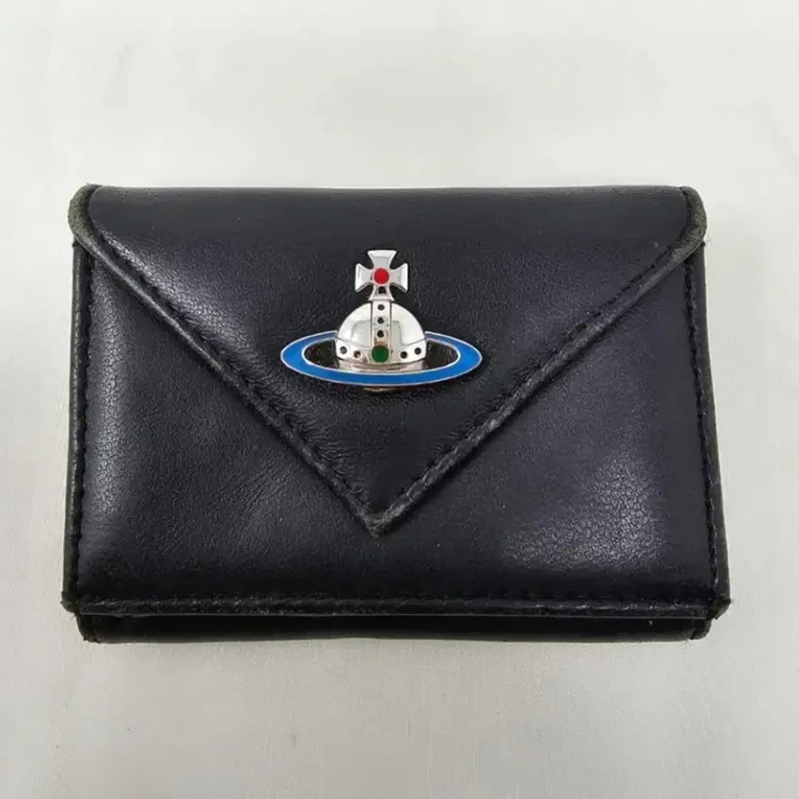 비비안 웨스트우드 엠마 엔벨롭 반지갑 상품이미지1