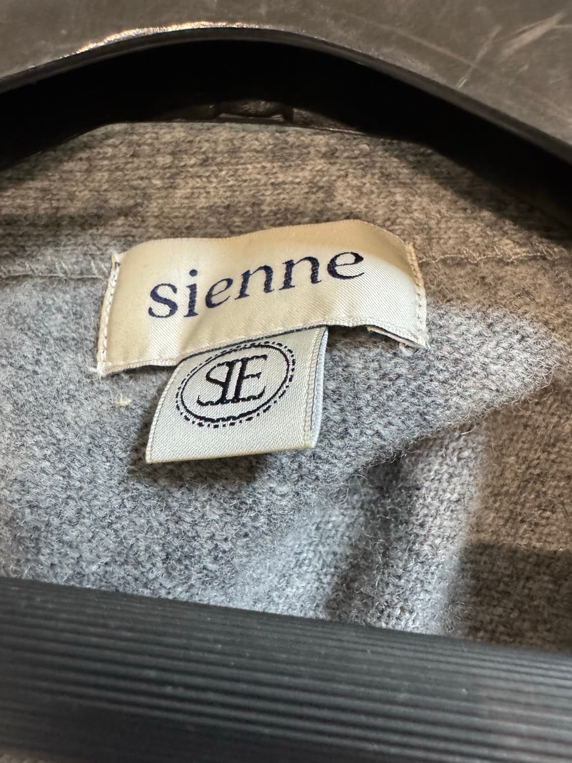 sienne 시엔느 클래식 심볼 가디건 상품이미지4