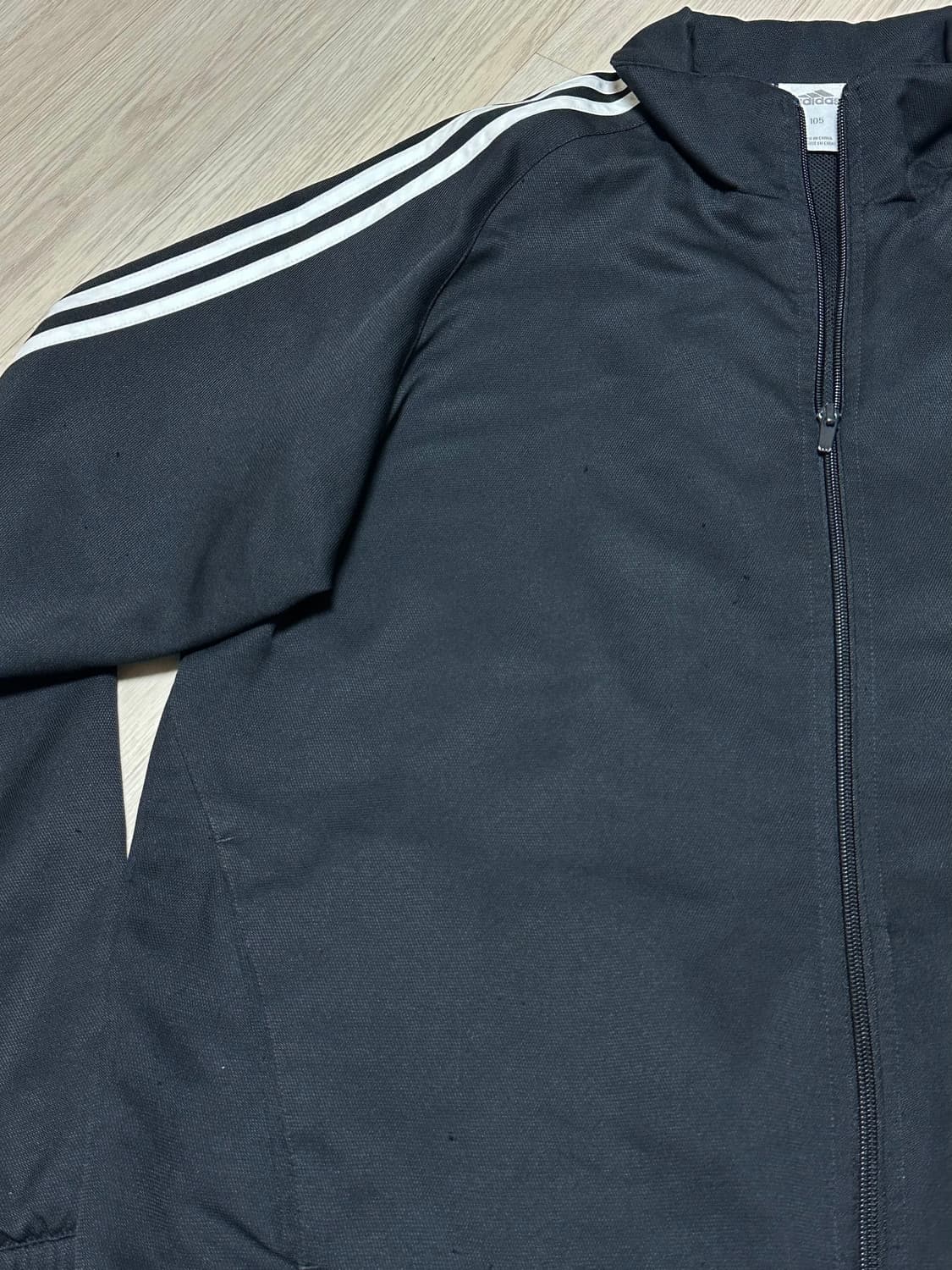 아디다스 ADIDAS 삼각로고 사이드라인 바람막이 자켓 블랙 상품이미지4