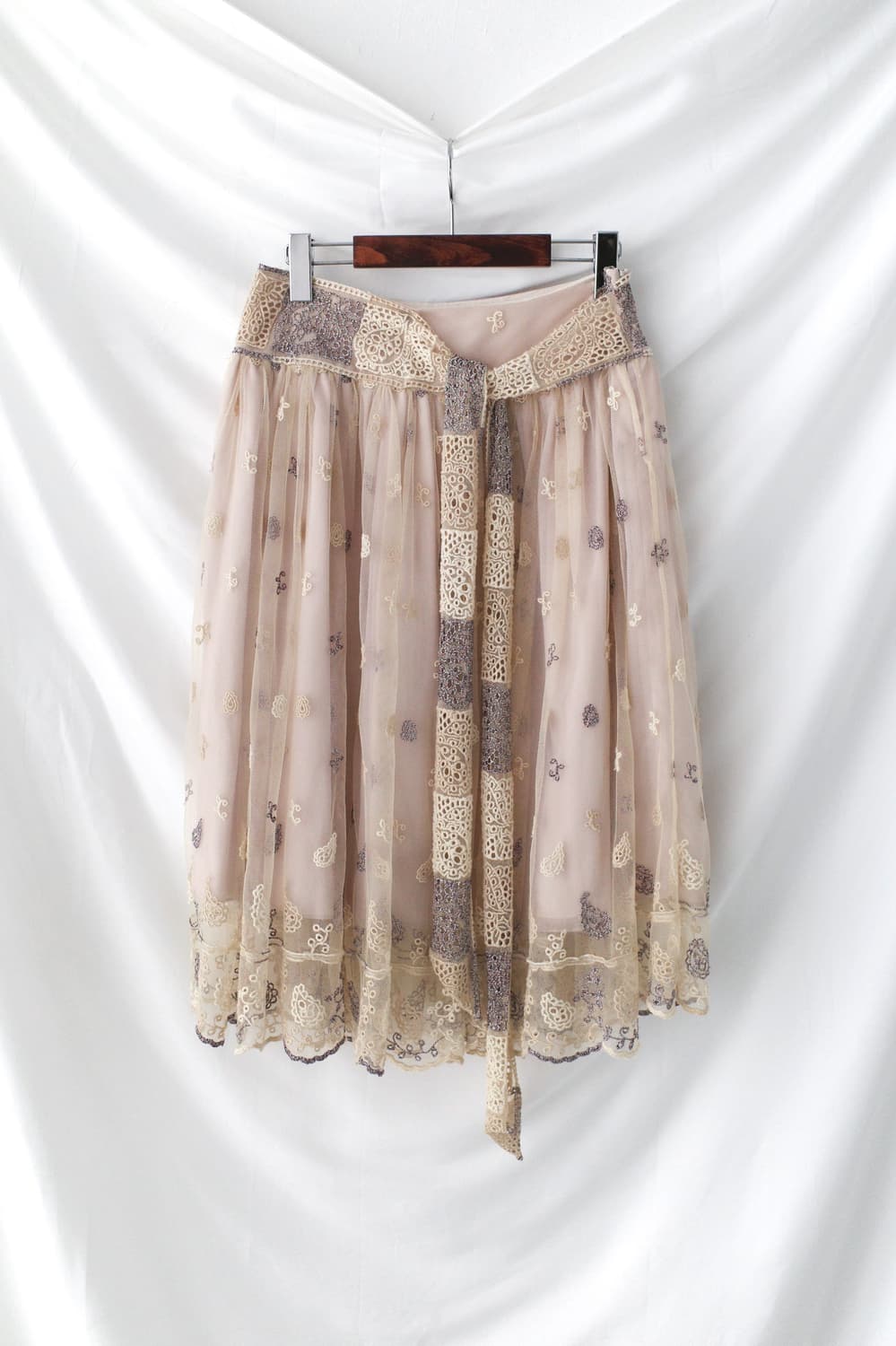sequin embroidery sha skirt  상품이미지1