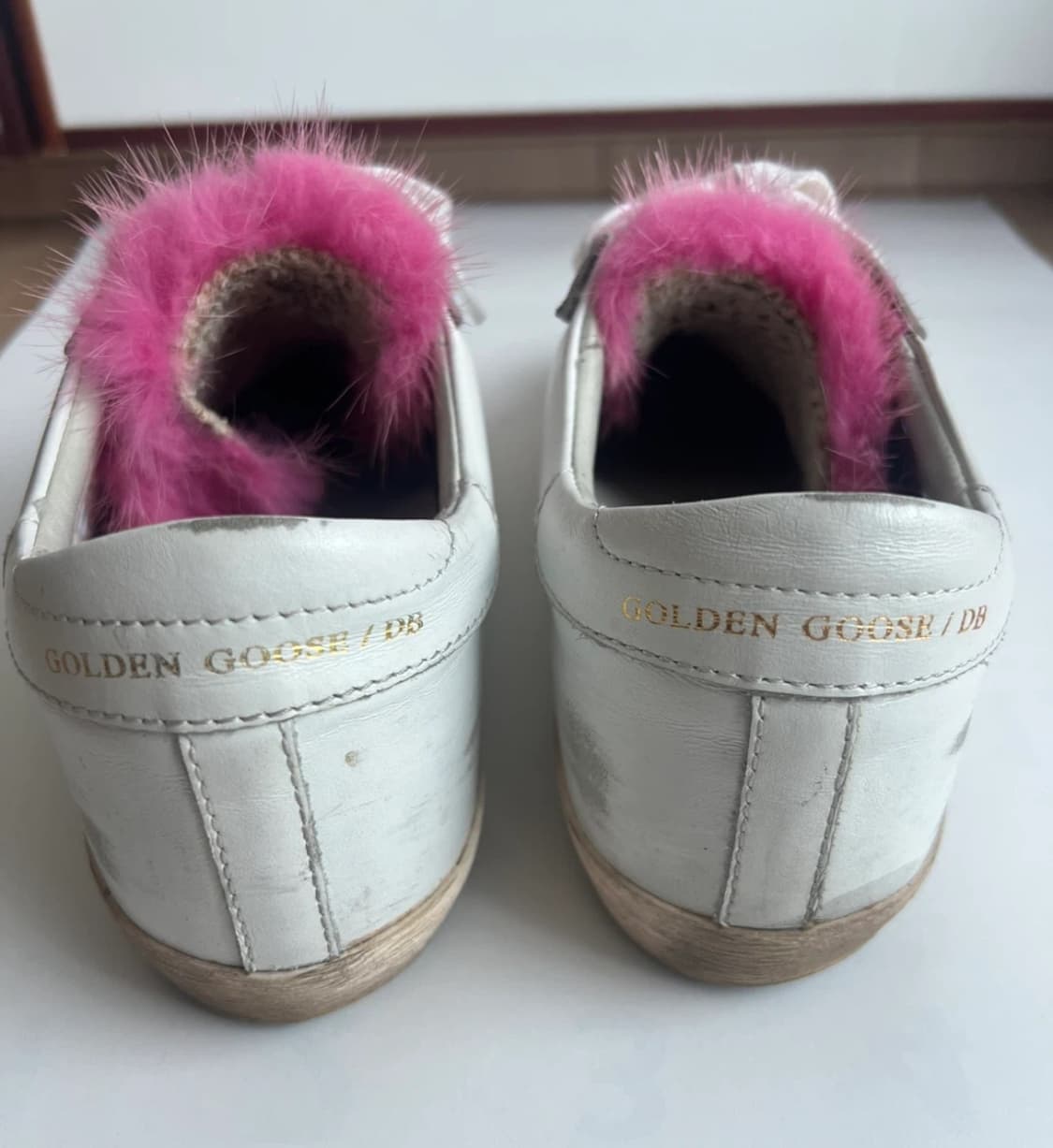 골든구스 슈퍼스타 핑크 퍼 스니커즈 36 상품이미지3