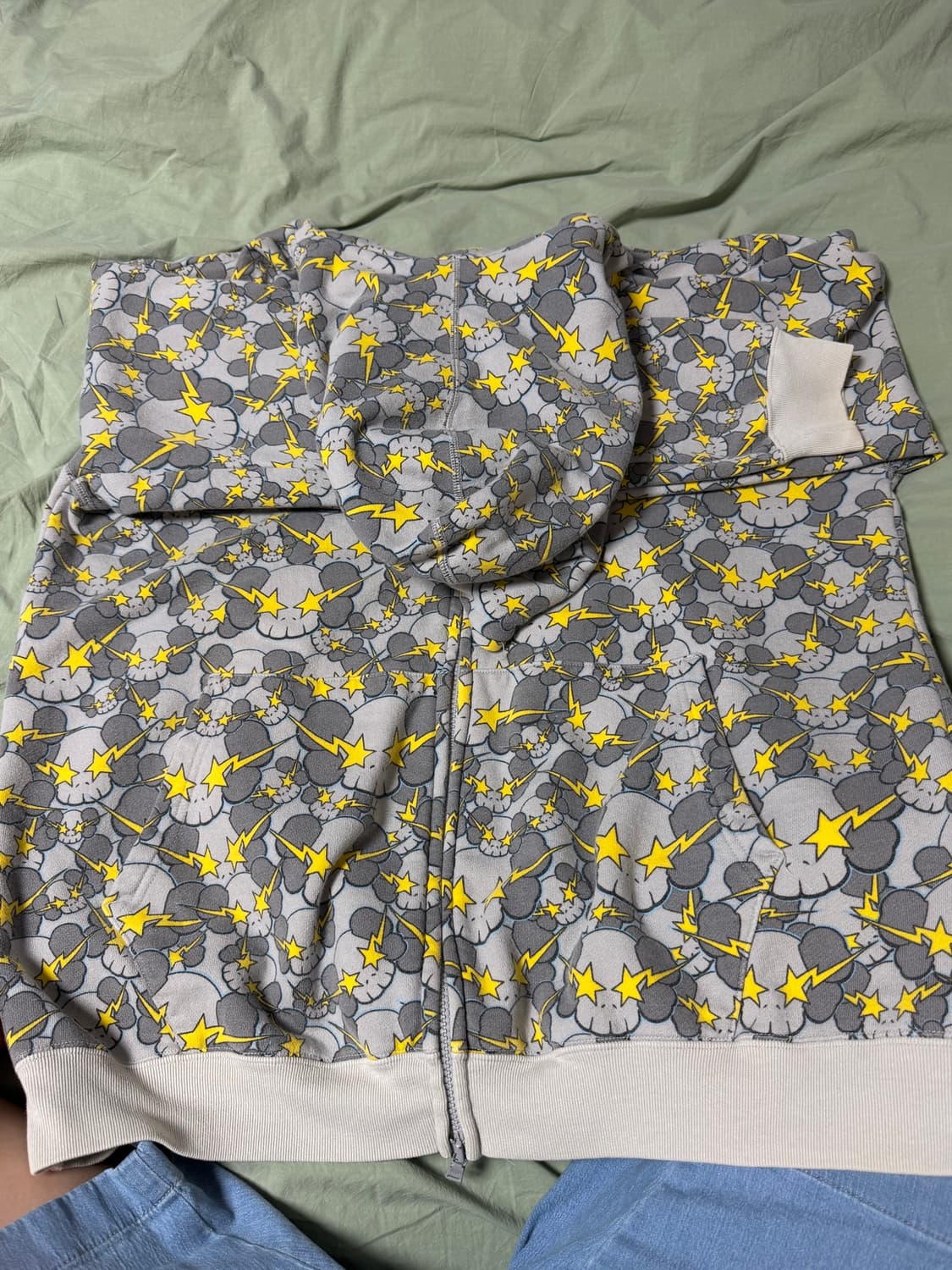 2005 BAPE x KAWS Cloud Camo Hoodie XL 상품이미지5