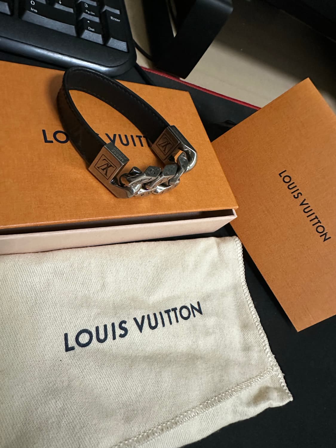 [정품] 루이비통 모노그램 리베르소 팔찌 M 상품이미지1