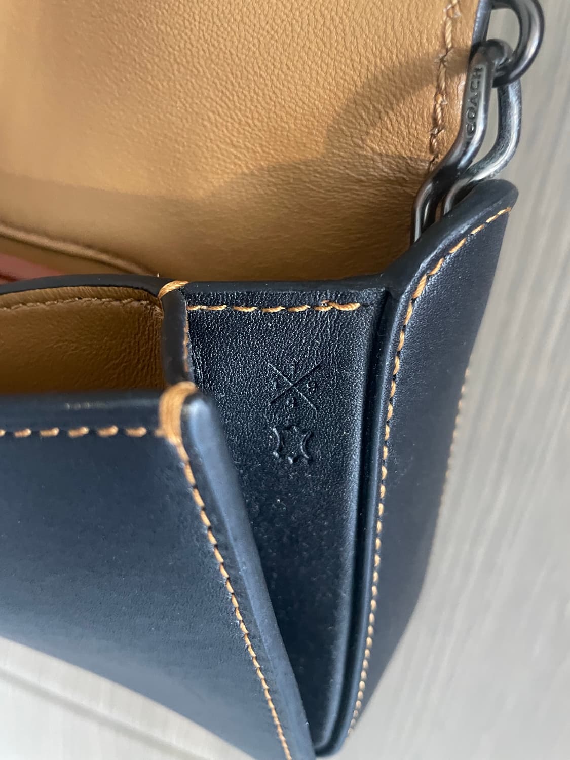 COACH dinky leather 크로스백  상품이미지6