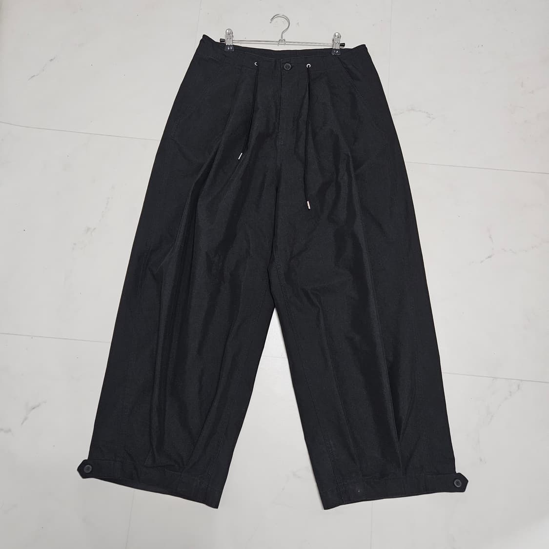 m 유니폼브릿지 투웨이 투턱 와이드 벌룬팬츠 상품이미지1