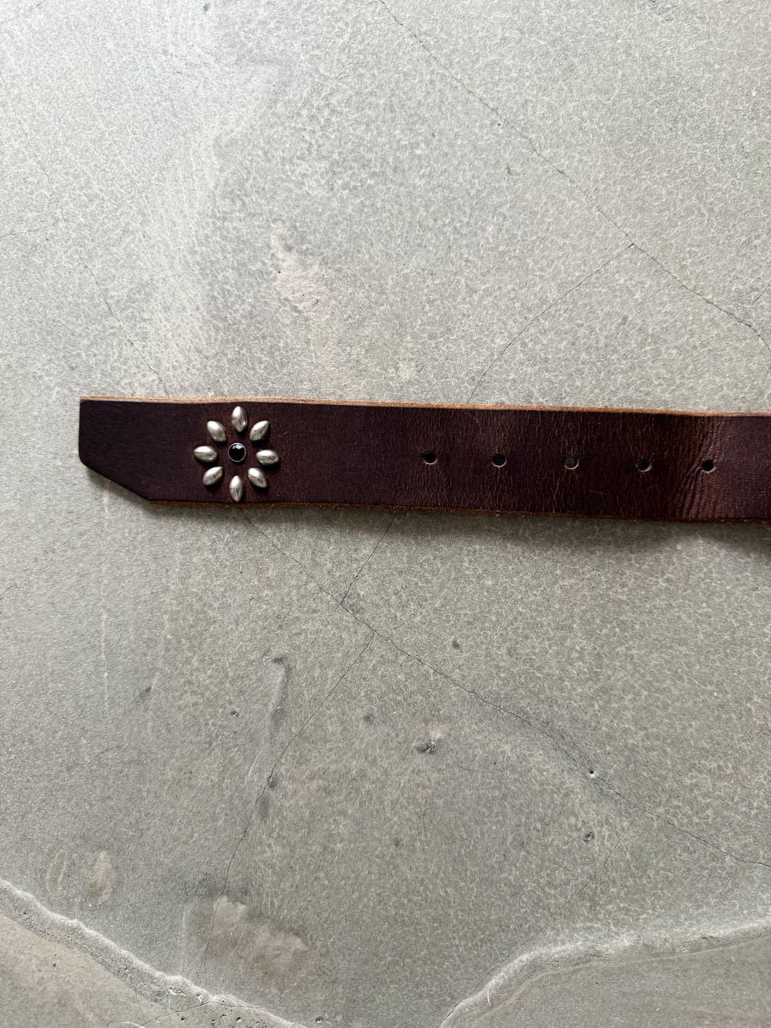 Vintage Flower Studded Leather Belt 상품이미지6