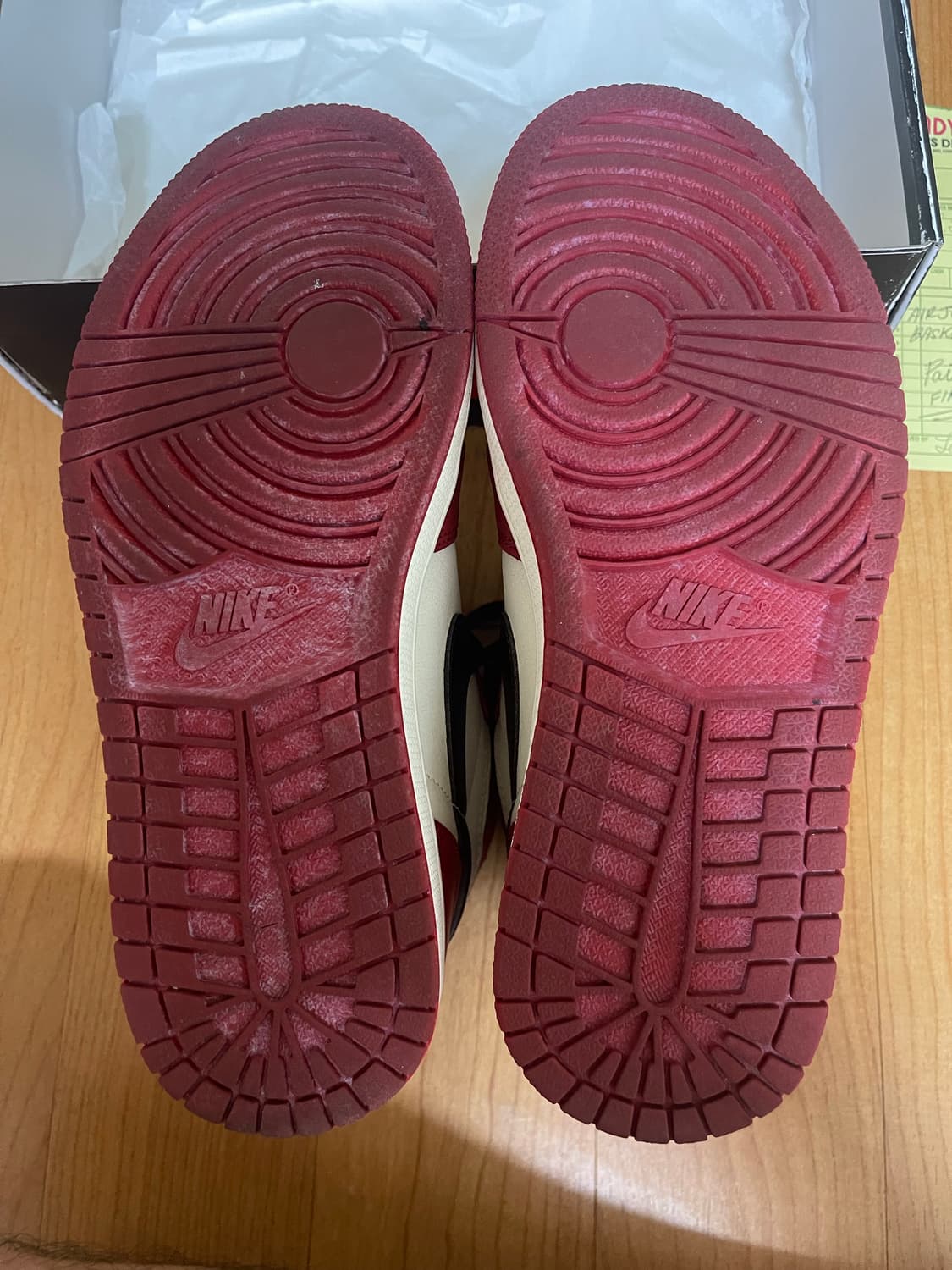 조던 1 시카고 레트로 하이 로스트앤 파운드 상품이미지6