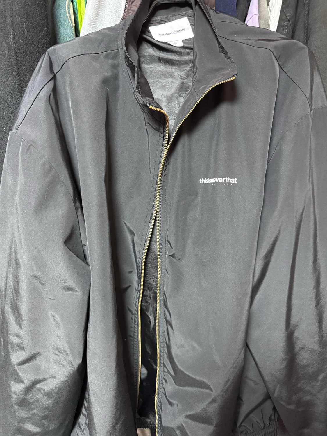 디스이즈네버댓 블랙 인터내셔널 자켓 상품이미지1