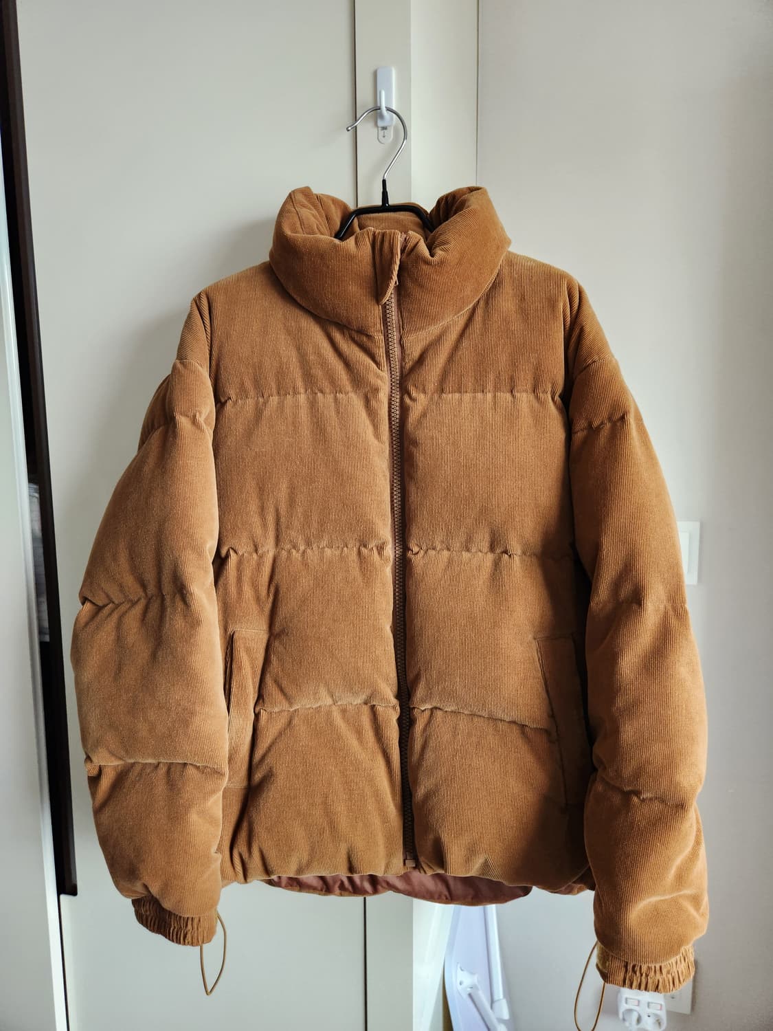 스튜디오 톰보이 코듀로이 패딩 상품이미지1