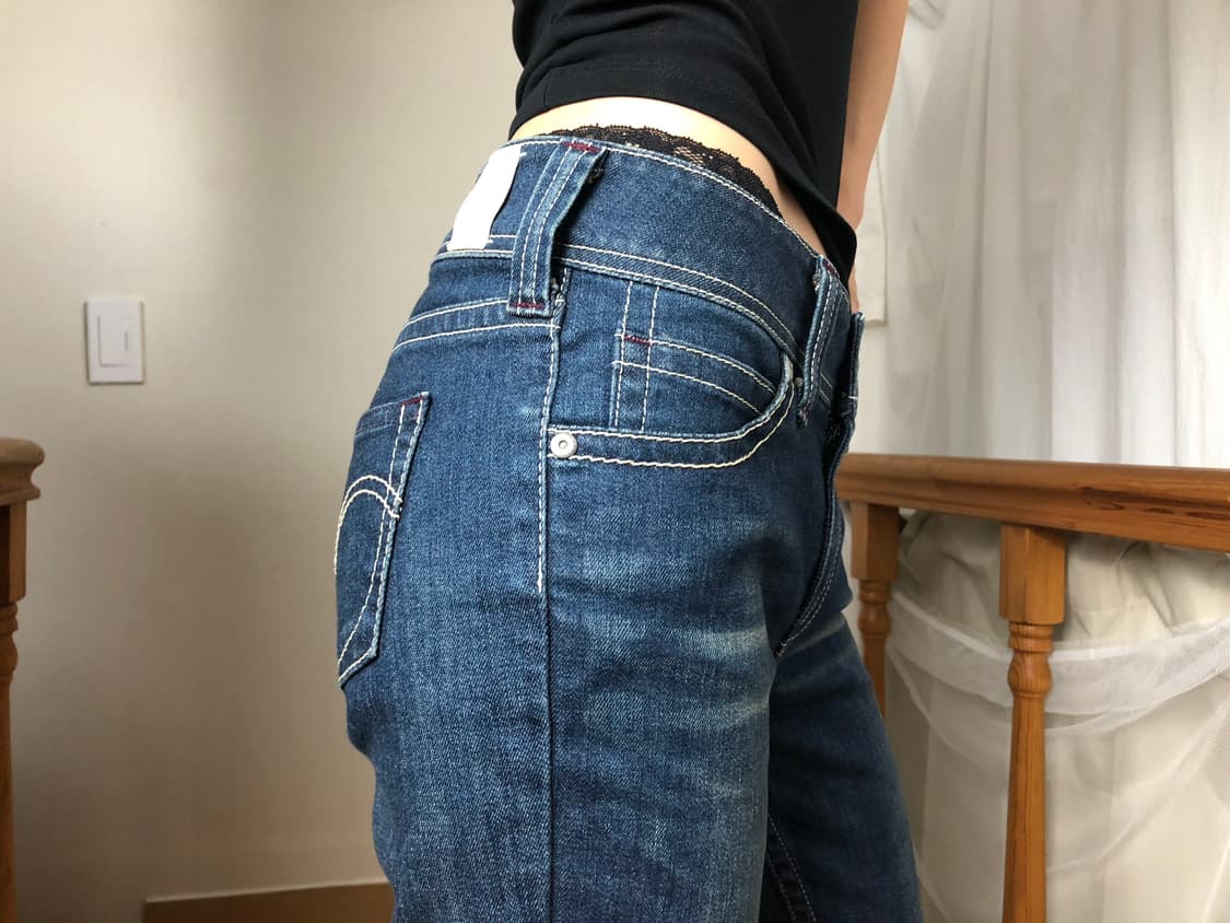 Levi's / Low-Rise Stitch Flare Jeans 상품이미지4